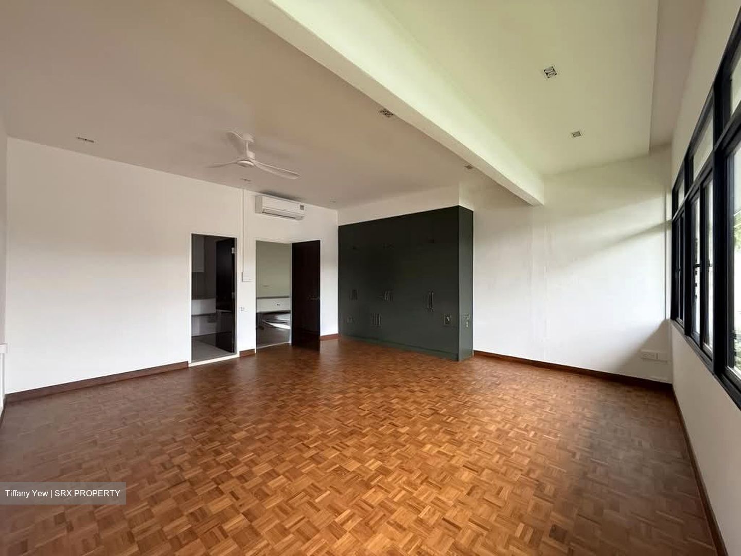 Pasir Ris Beach Park (D18), Detached #562814531